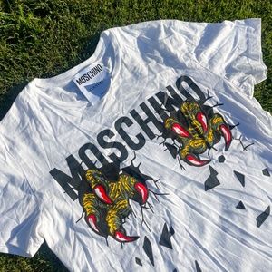 Moschino Graphic Tee (Medium)
